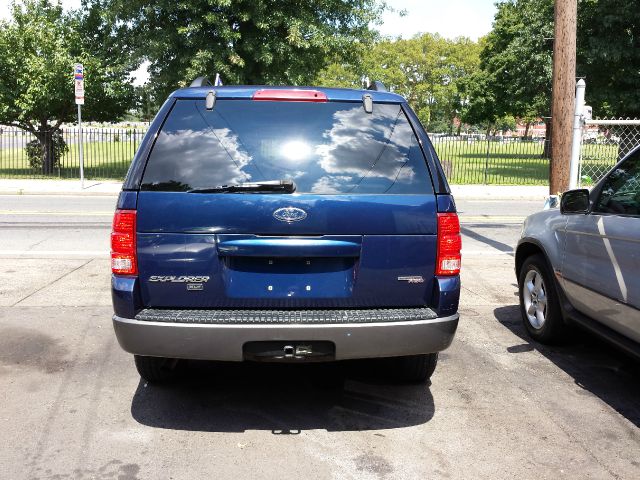 2005 Ford Explorer 2dr Cpe V6 Manual GT Limited