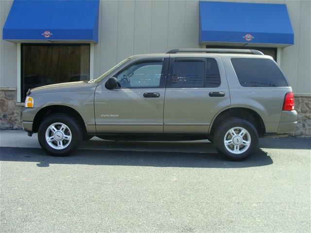 2005 Ford Explorer CREW CAB XLT DRW