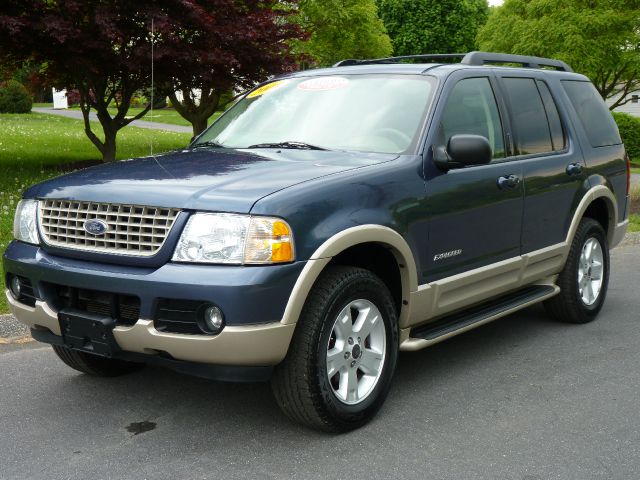 2005 Ford Explorer LT CREW 25