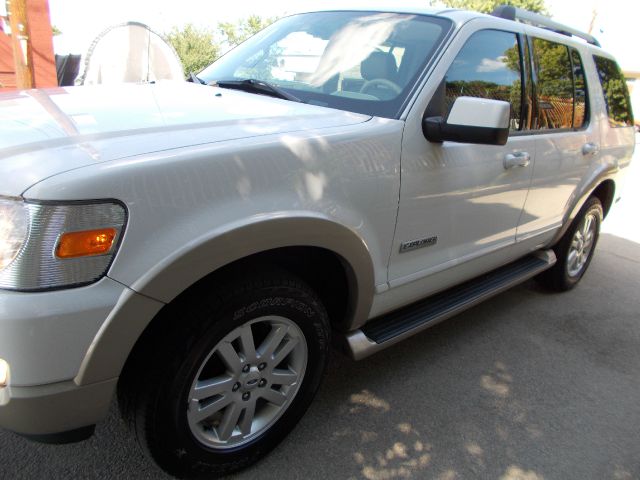 2006 Ford Explorer Custom Deluxe