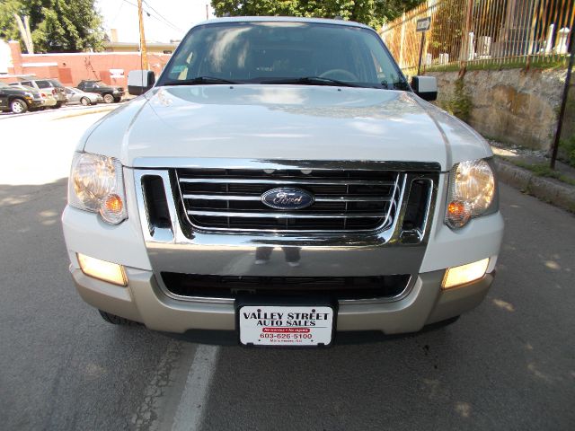 2006 Ford Explorer Custom Deluxe