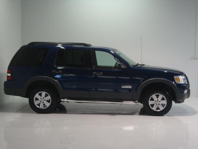 2006 Ford Explorer LT EXT 15