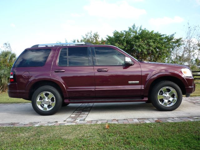 2006 Ford Explorer 2dr LWB