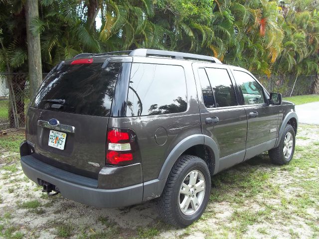 2006 Ford Explorer LT EXT 15