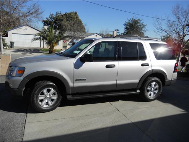 2006 Ford Explorer Unknown