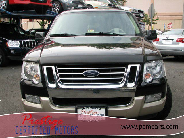 2006 Ford Explorer Custom Deluxe