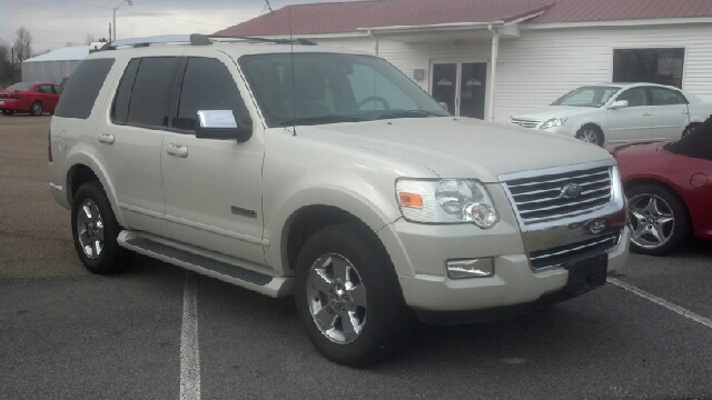 2006 Ford Explorer 2dr LWB