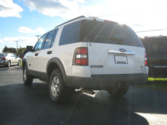 2006 Ford Explorer 4WD 5dr EX