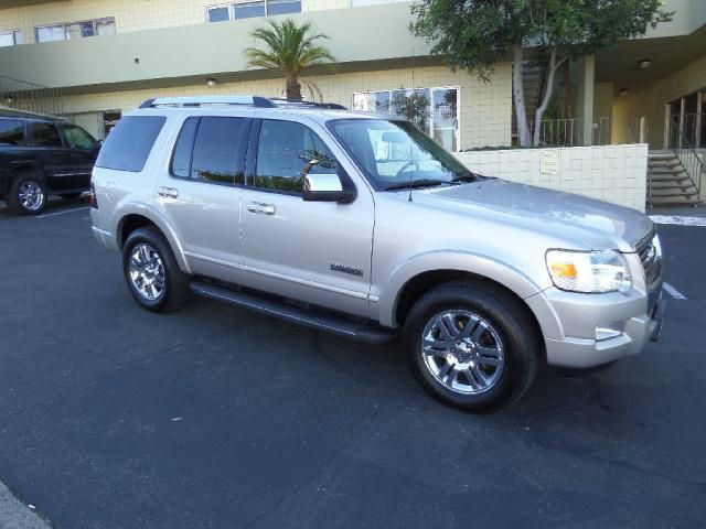 2006 Ford Explorer 2dr LWB