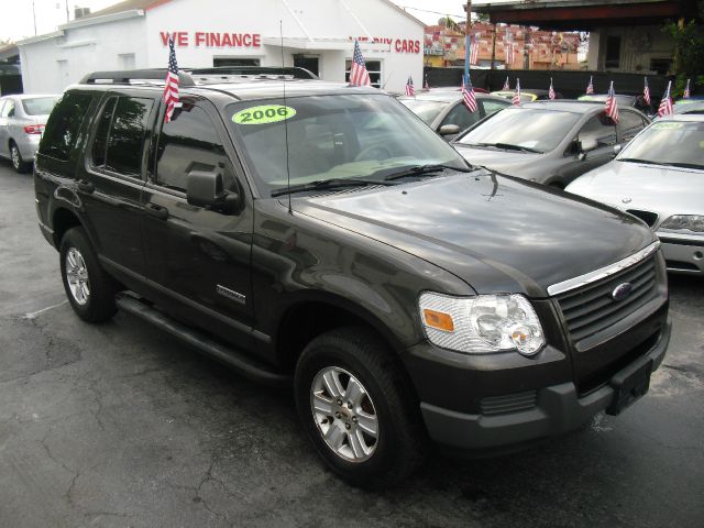 2006 Ford Explorer LT CREW 25