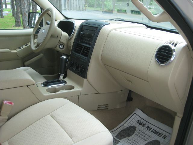 2006 Ford Explorer LT CREW 25