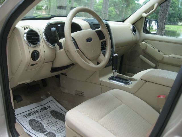 2006 Ford Explorer LT CREW 25