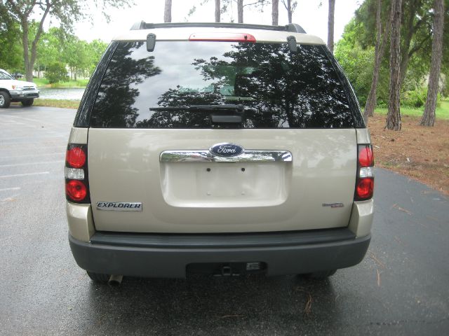 2006 Ford Explorer LT CREW 25