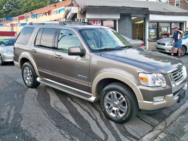 2006 Ford Explorer LT CREW 25