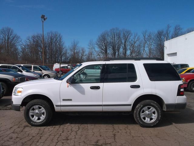 2006 Ford Explorer XLS