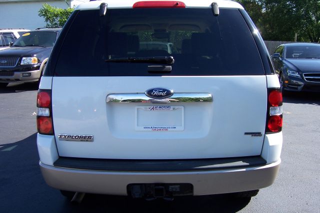 2006 Ford Explorer Custom Deluxe