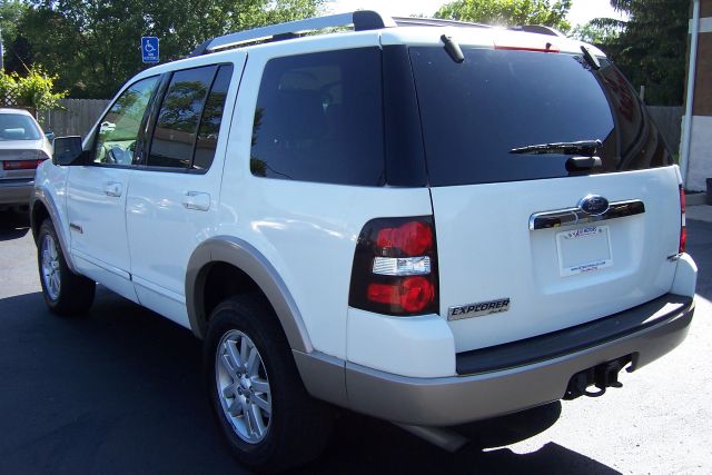 2006 Ford Explorer Custom Deluxe