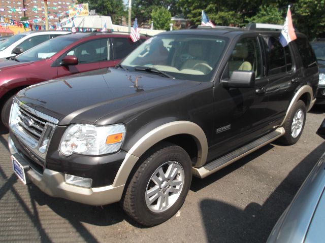 2006 Ford Explorer LT CREW 25