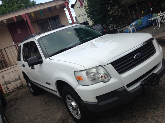 2006 Ford Explorer LT CREW 25