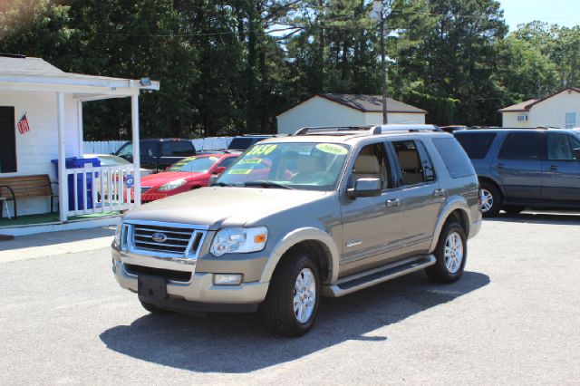 2006 Ford Explorer LT CREW 25