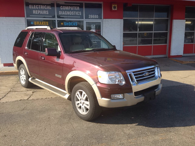 2006 Ford Explorer LS NICE