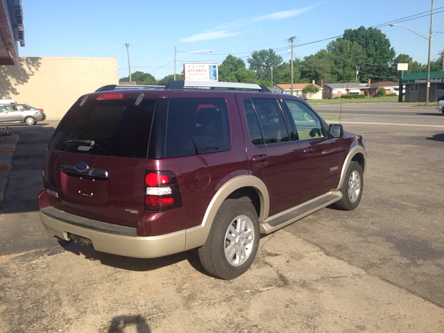 2006 Ford Explorer LS NICE