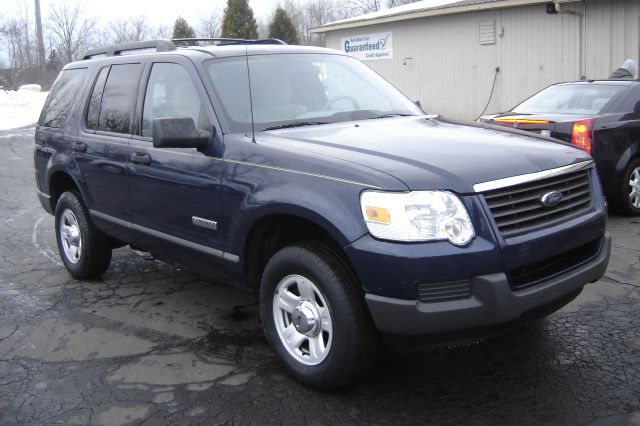 2006 Ford Explorer LT CREW 25