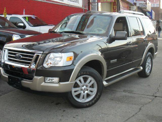 2006 Ford Explorer Custom Deluxe