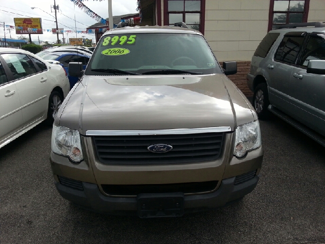 2006 Ford Explorer LT CREW 25