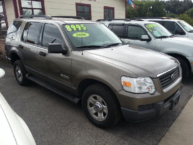 2006 Ford Explorer LT CREW 25