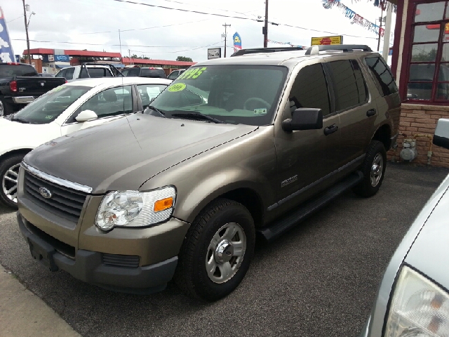 2006 Ford Explorer LT CREW 25