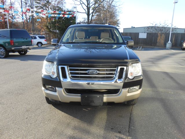 2006 Ford Explorer LT CREW 25