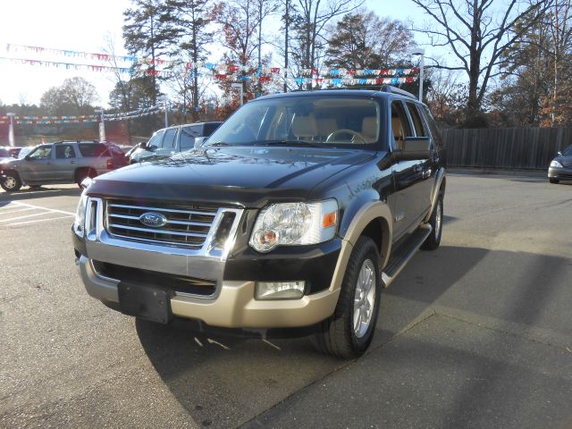 2006 Ford Explorer LT CREW 25