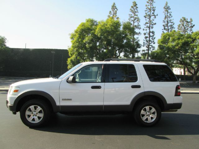 2006 Ford Explorer LT EXT 15