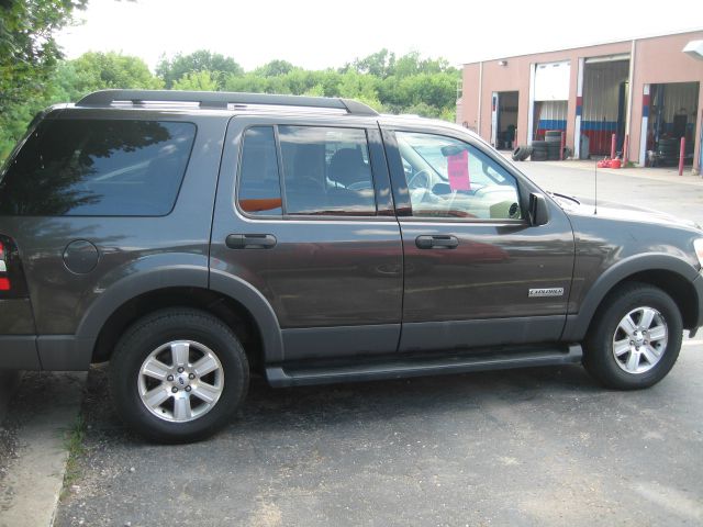 2006 Ford Explorer LT EXT 15