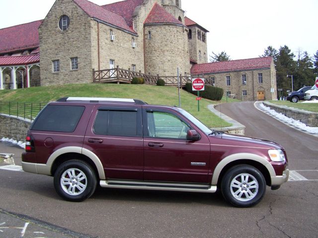 2006 Ford Explorer LT CREW 25