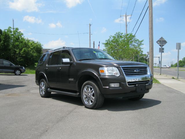 2006 Ford Explorer 2dr LWB