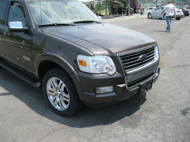 2006 Ford Explorer 2dr LWB