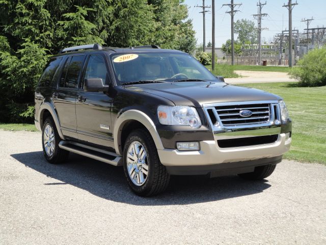 2007 Ford Explorer E320 - Extra Sharp