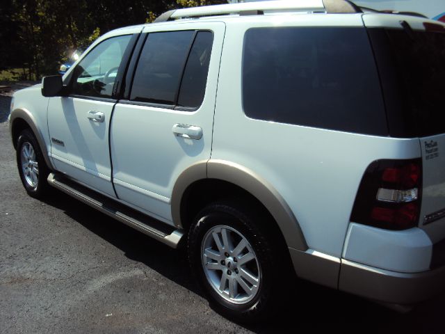 2007 Ford Explorer LT CREW 25