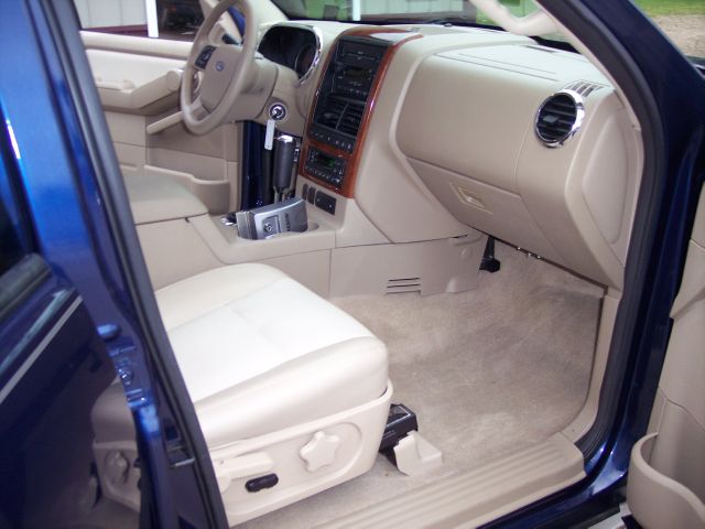 2007 Ford Explorer Custom Deluxe