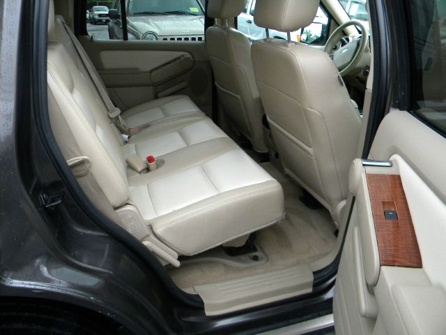 2007 Ford Explorer LT CREW 25