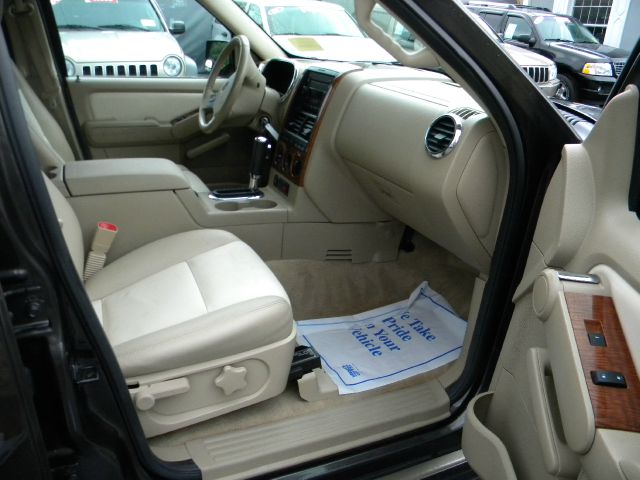 2007 Ford Explorer LT CREW 25