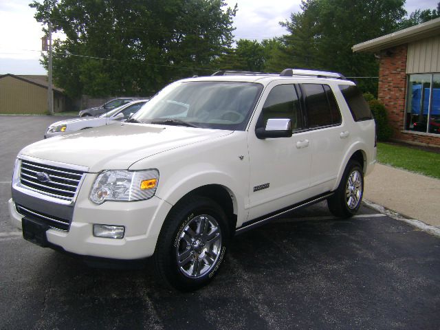 2007 Ford Explorer 2dr LWB