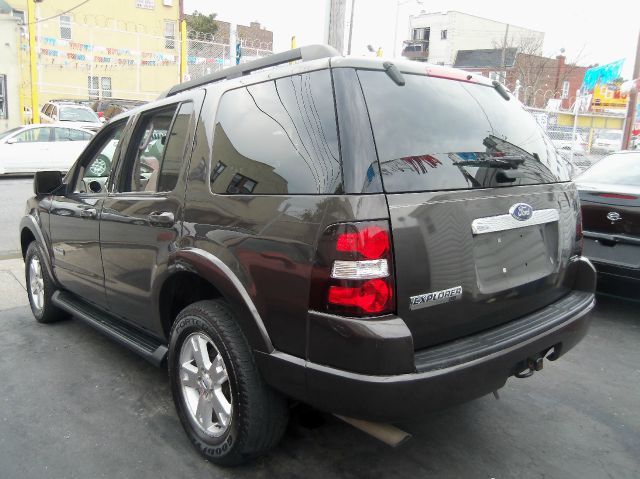 2007 Ford Explorer All-wheel Drive 3.7L Technology Pkg W/entertainmen