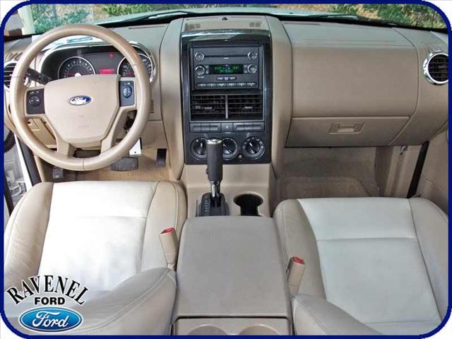 2008 Ford Explorer ESi