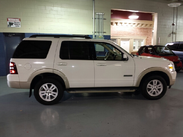 2008 Ford Explorer LT CREW 25