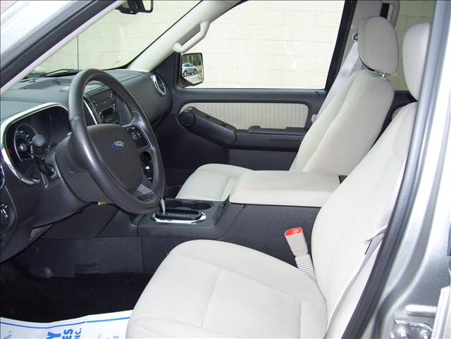 2008 Ford Explorer ESi