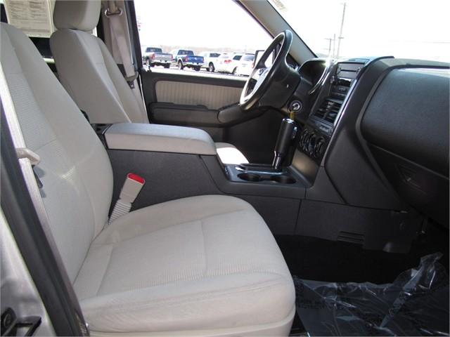 2008 Ford Explorer ESi