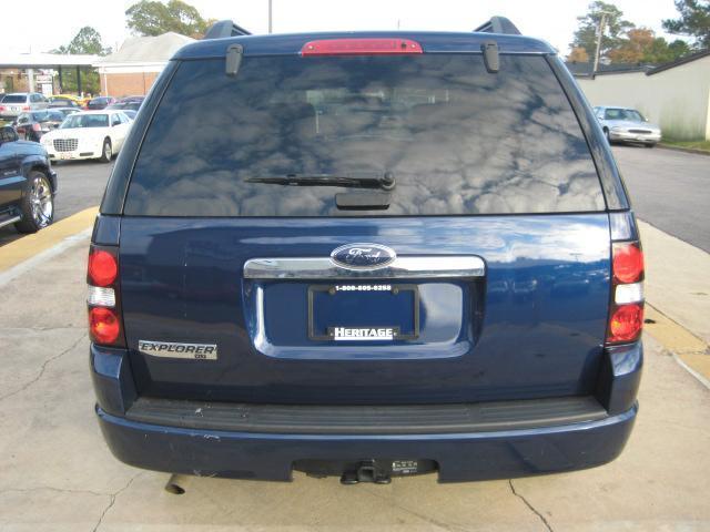 2008 Ford Explorer ESi